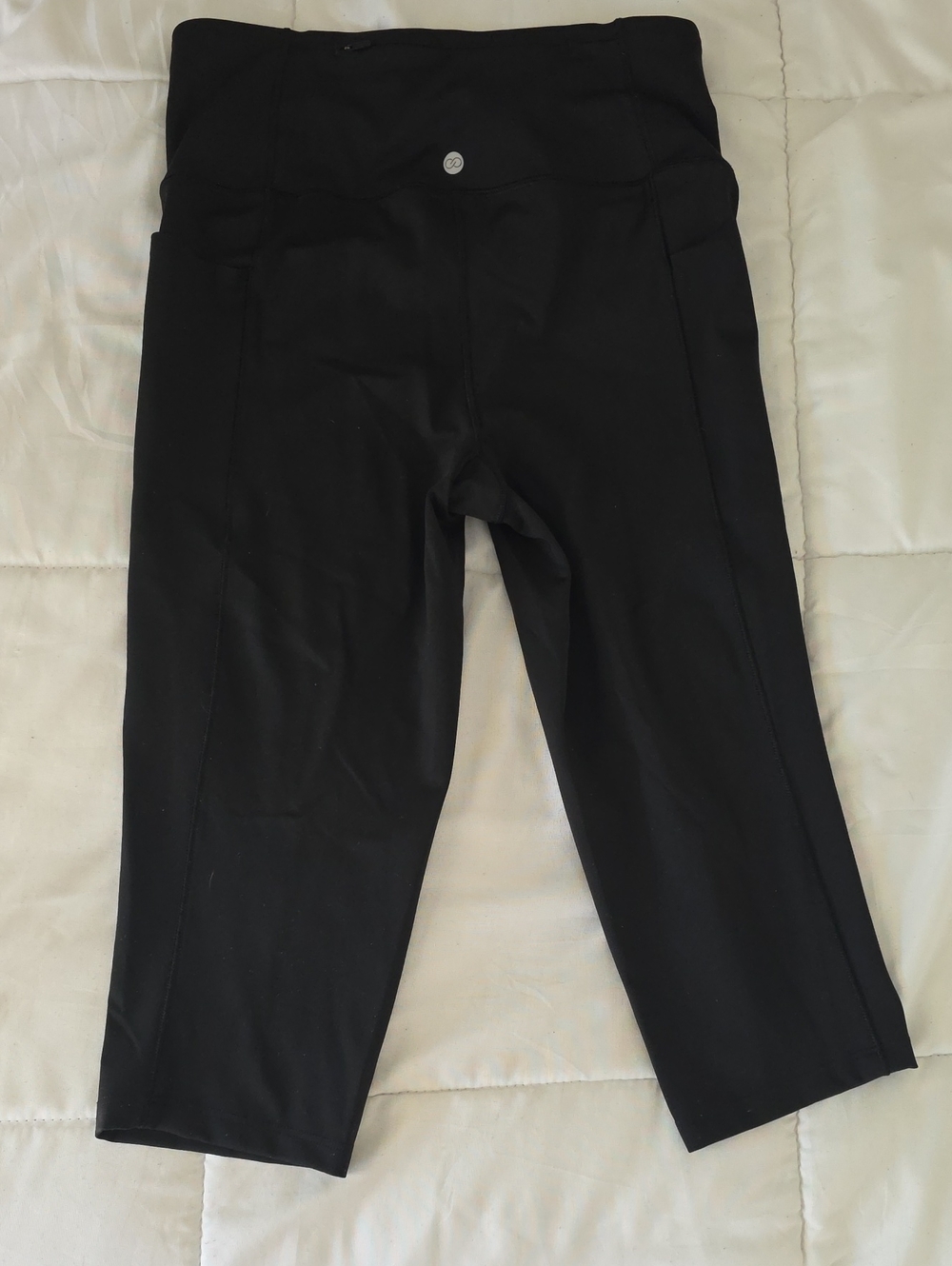 Calla Women's Black Performance Crop Pants
